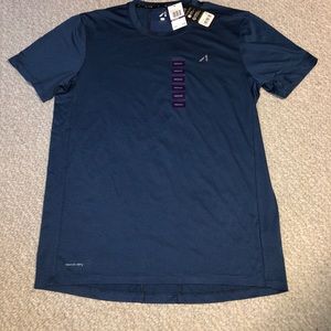 Men’s Alive quickdry Polo shirt.